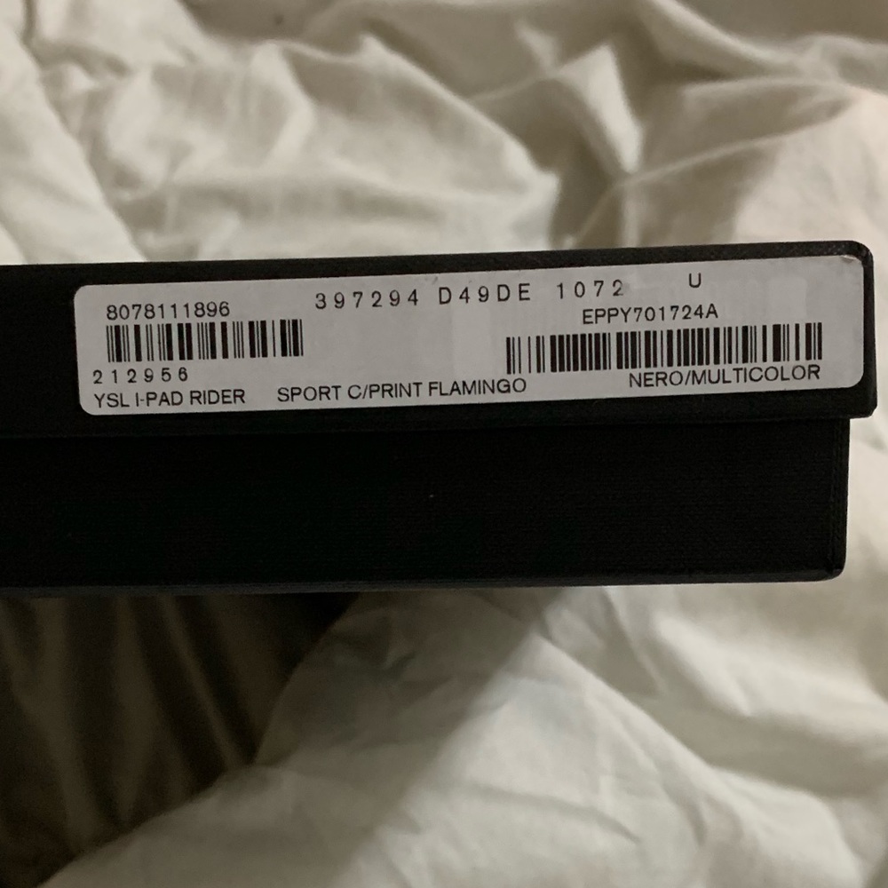 AUTHENTIC Saint Laurent clutch - Picture 3 of 4